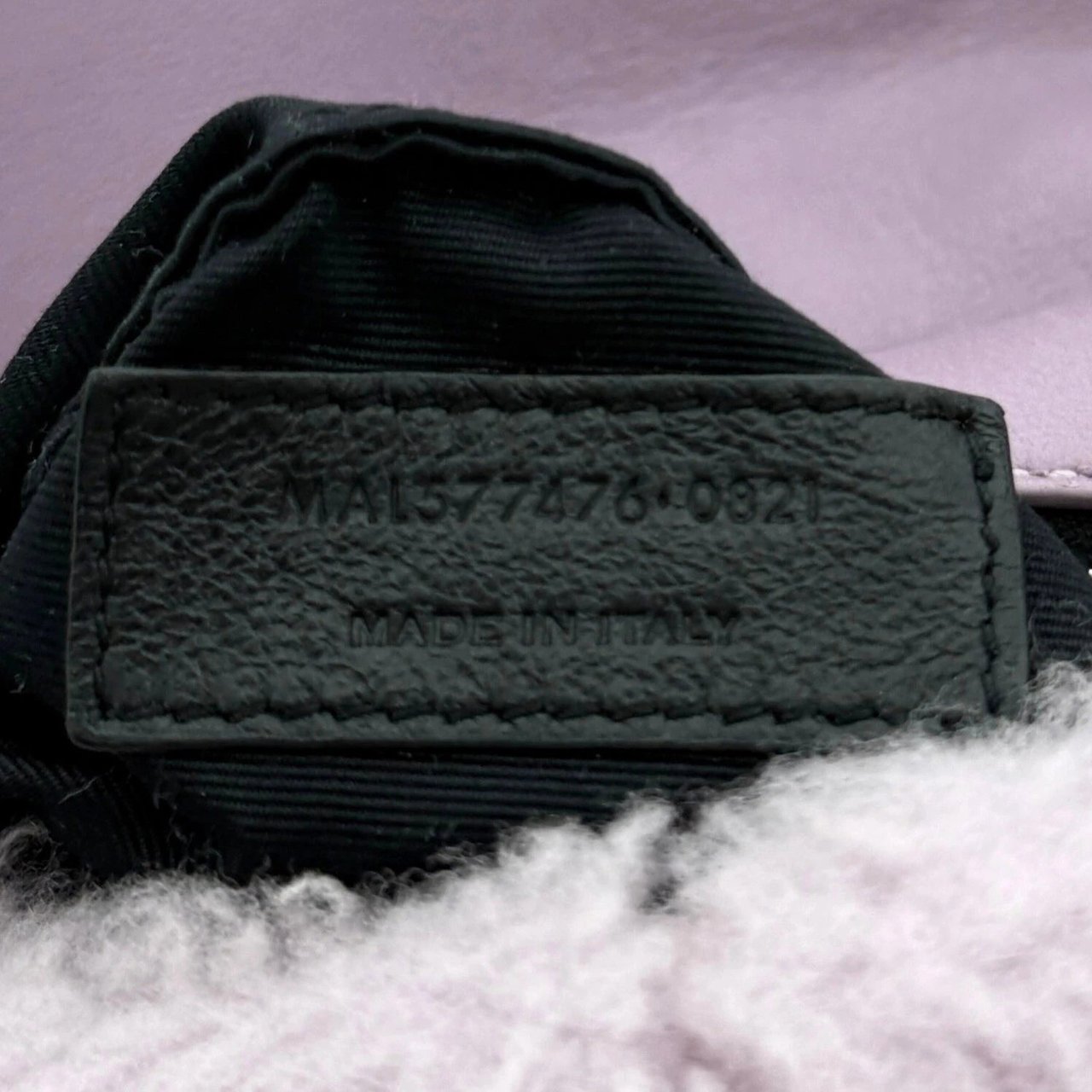 Saint Laurent Saint Laurent Loulou Puffer Small Shearling Shoulder Bag Lilac / very good Paars