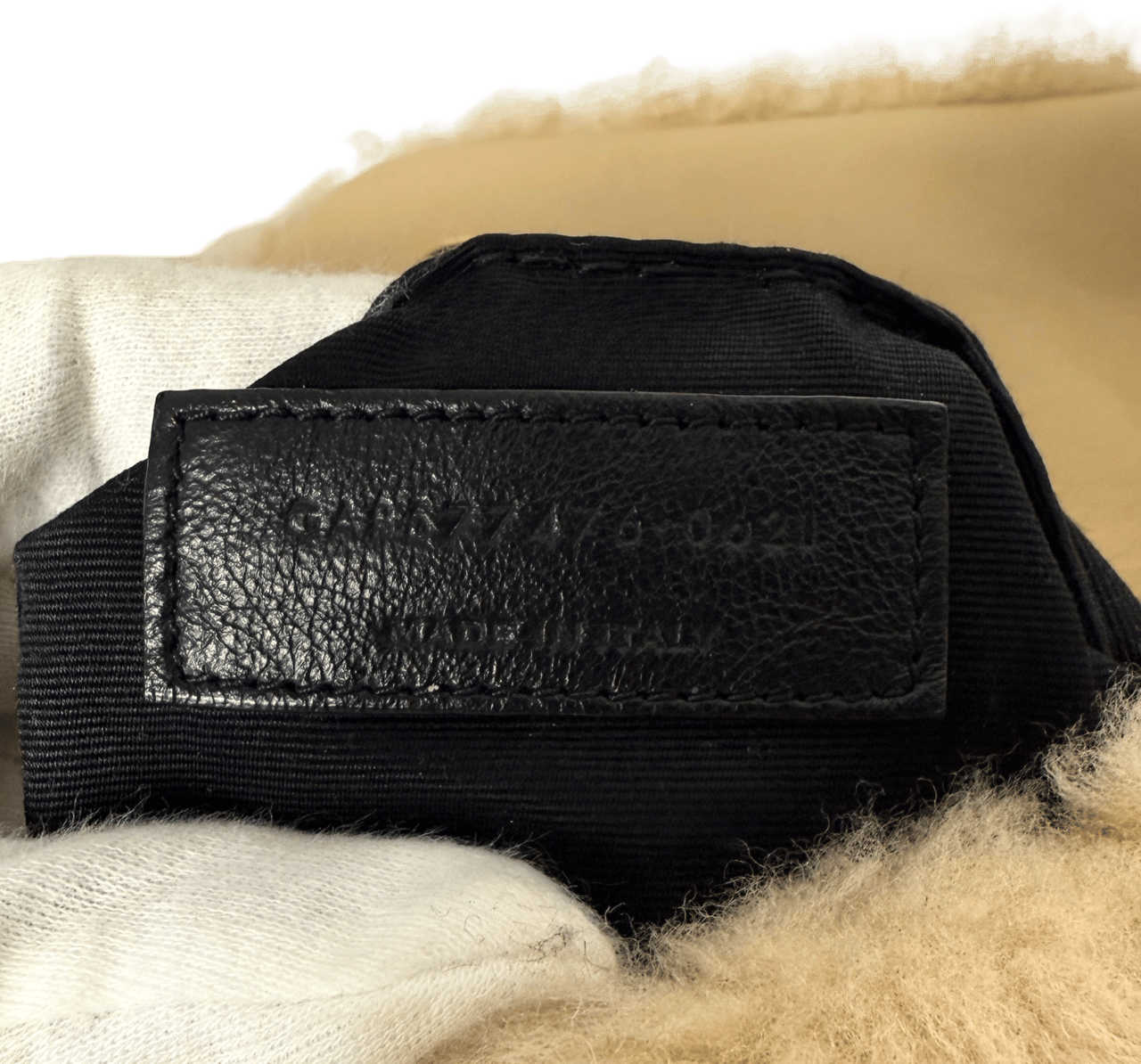 Saint Laurent Saint Laurent Loulou Puffer Small Shearling Shoulder Bag Lilac / very good Paars