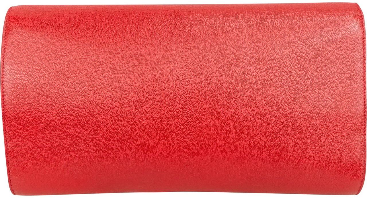 Saint Laurent Grain de Poudre Leather Cassandre Clutch Rood