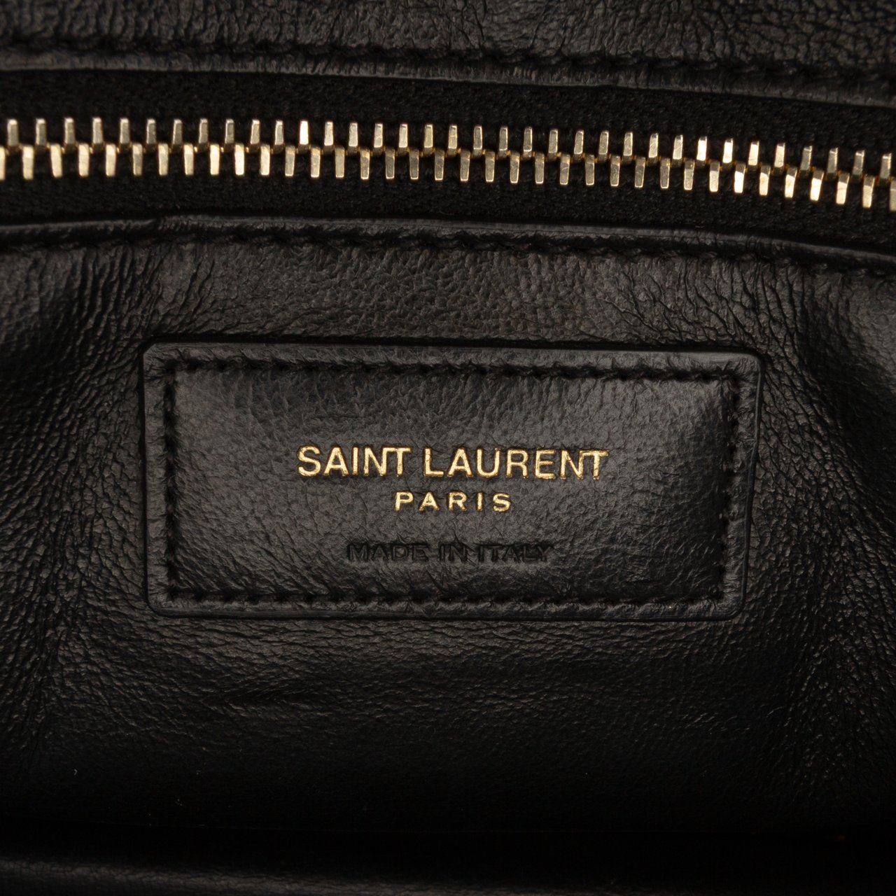 Saint Laurent Bicolor Quilted Lambskin Gaby Crossbody Zwart