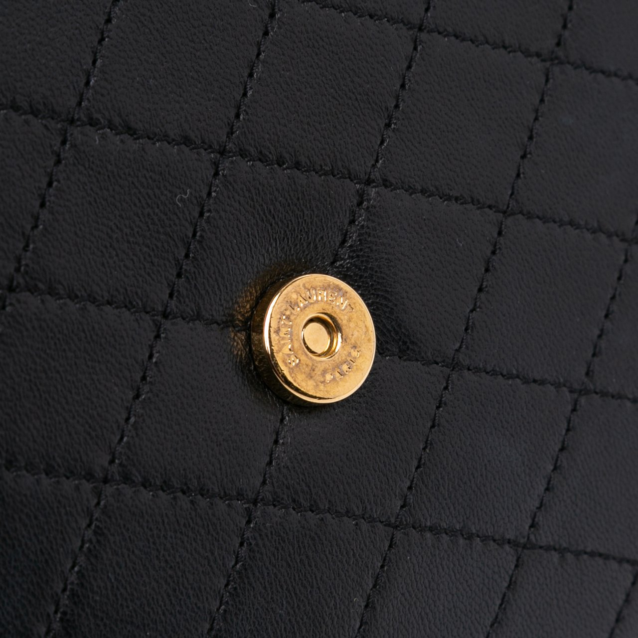 Saint Laurent Bicolor Quilted Lambskin Gaby Crossbody Zwart