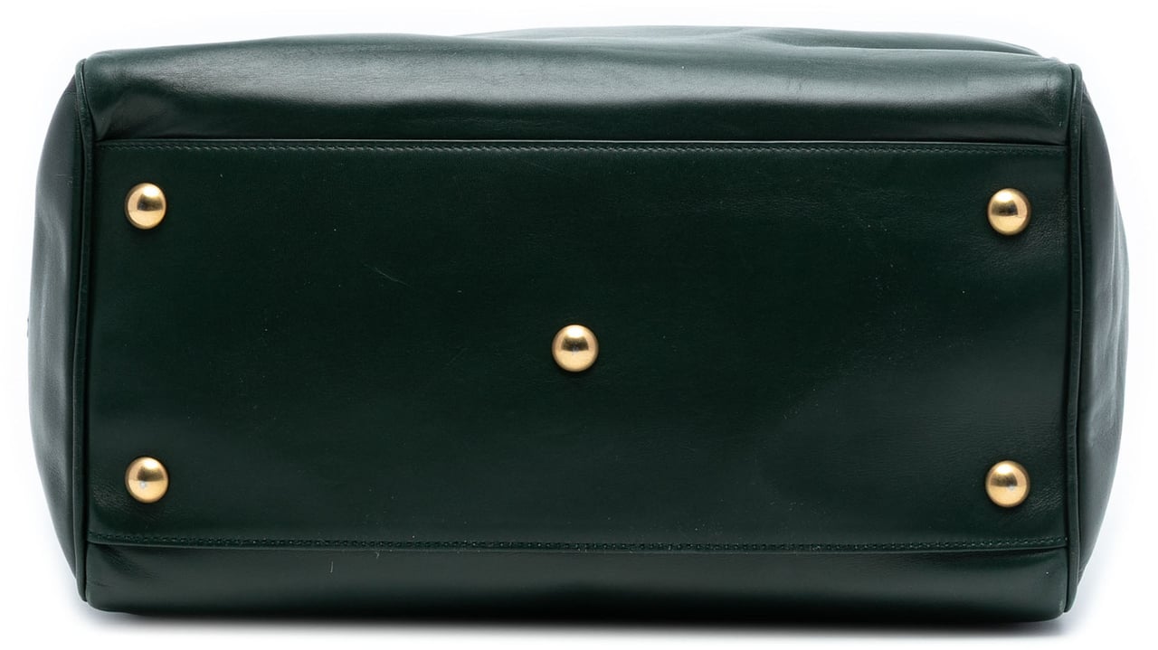 Saint Laurent Leather Classic Duffle 6 Satchel Groen