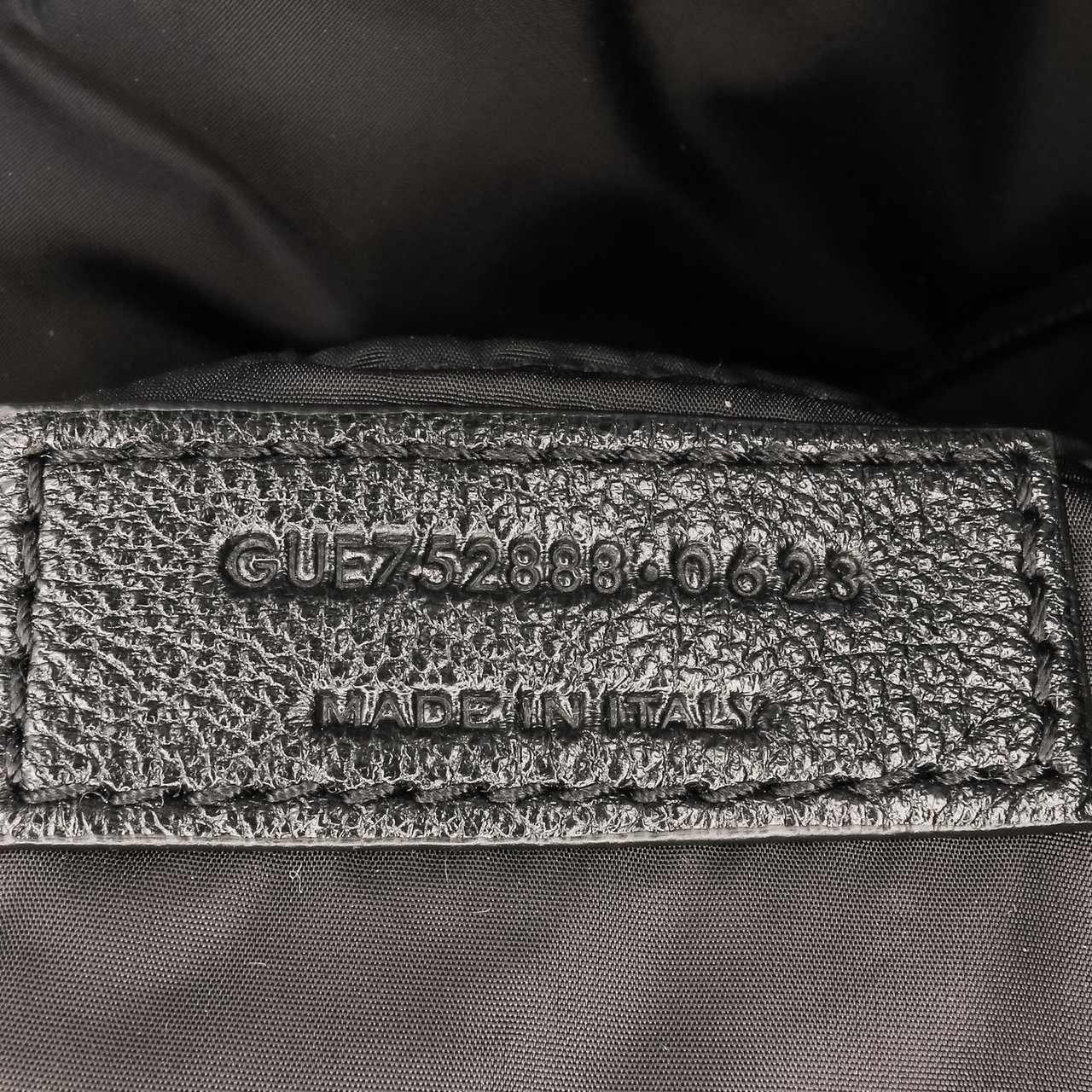 Saint Laurent Nylon Puffer Tote Zwart