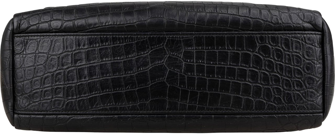 Saint Laurent Croc-Embossed Leather Niki Chain Crossbody Bag Zwart