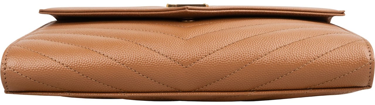 Saint Laurent Grain de Poudre Leather Clutch Bruin