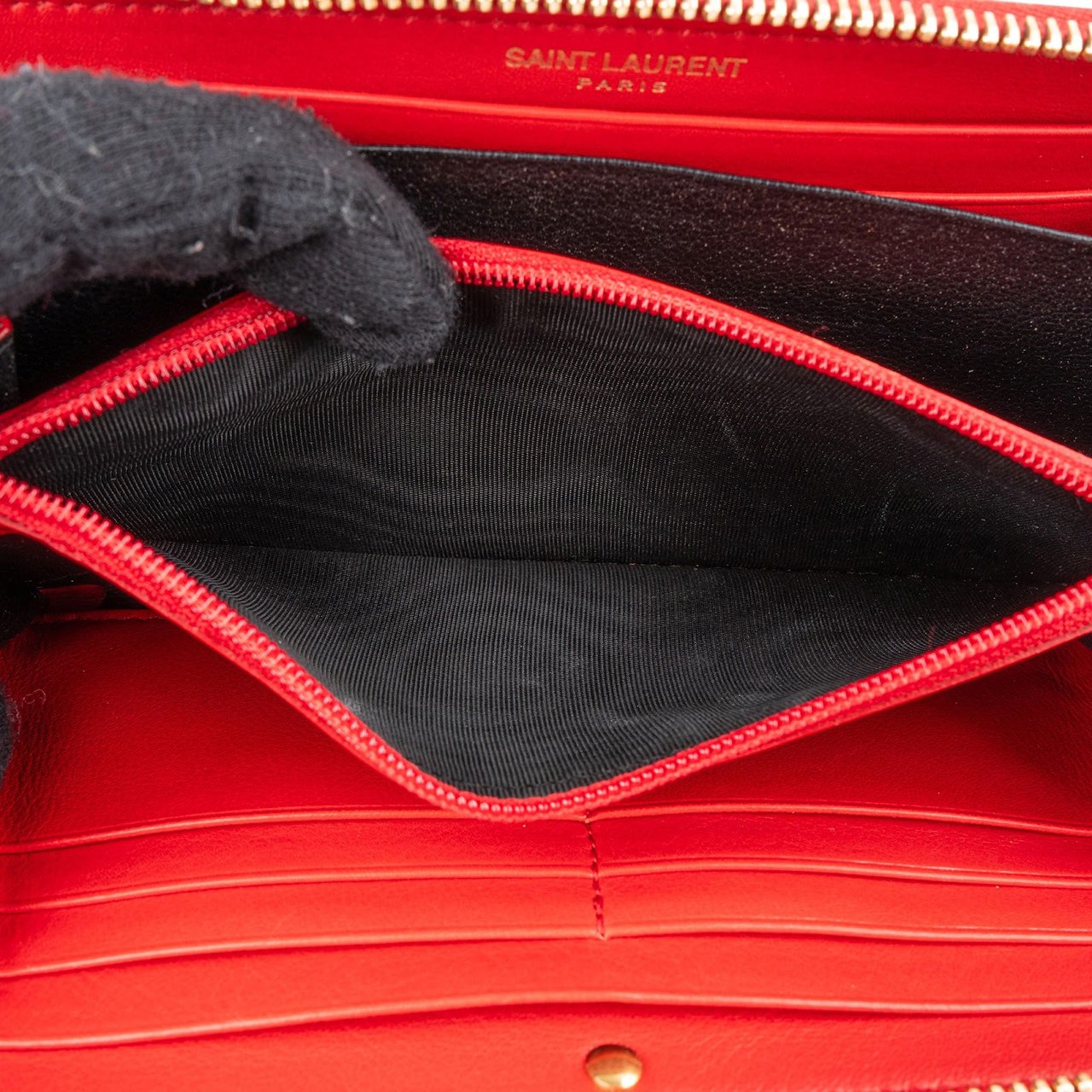 Saint Laurent Red Leather Chic Y Zip Around Wallet Rood