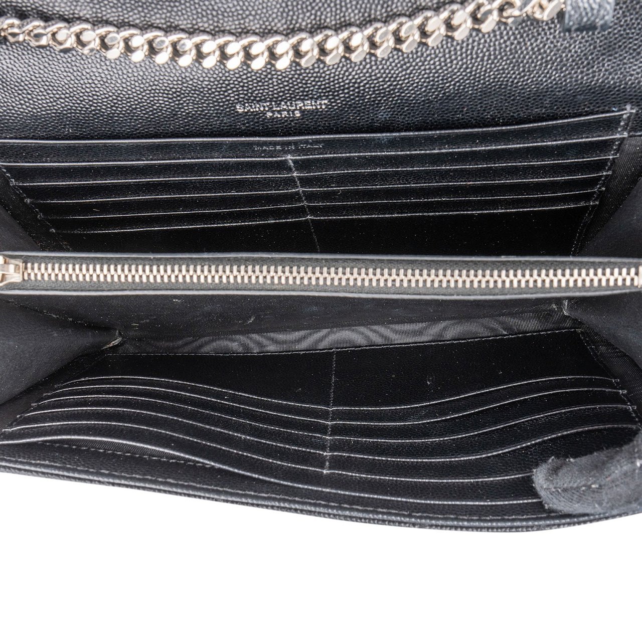 Saint Laurent Yves Saint Laurent Grain de Poudre Quilted Leather Wallet On Chain Crossbody Bag Zwart