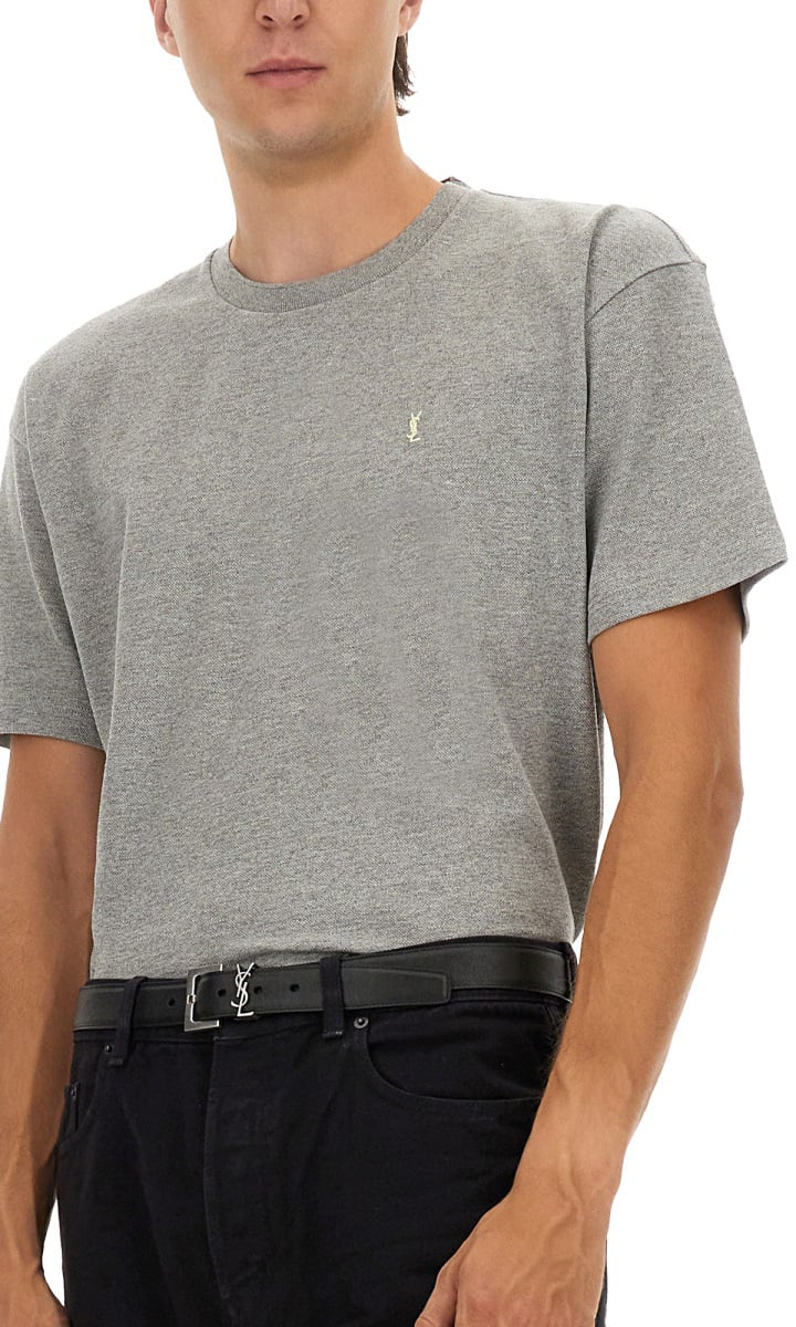 Saint Laurent "CASSANDRAS" TSHIRT WITH LOGO Grijs