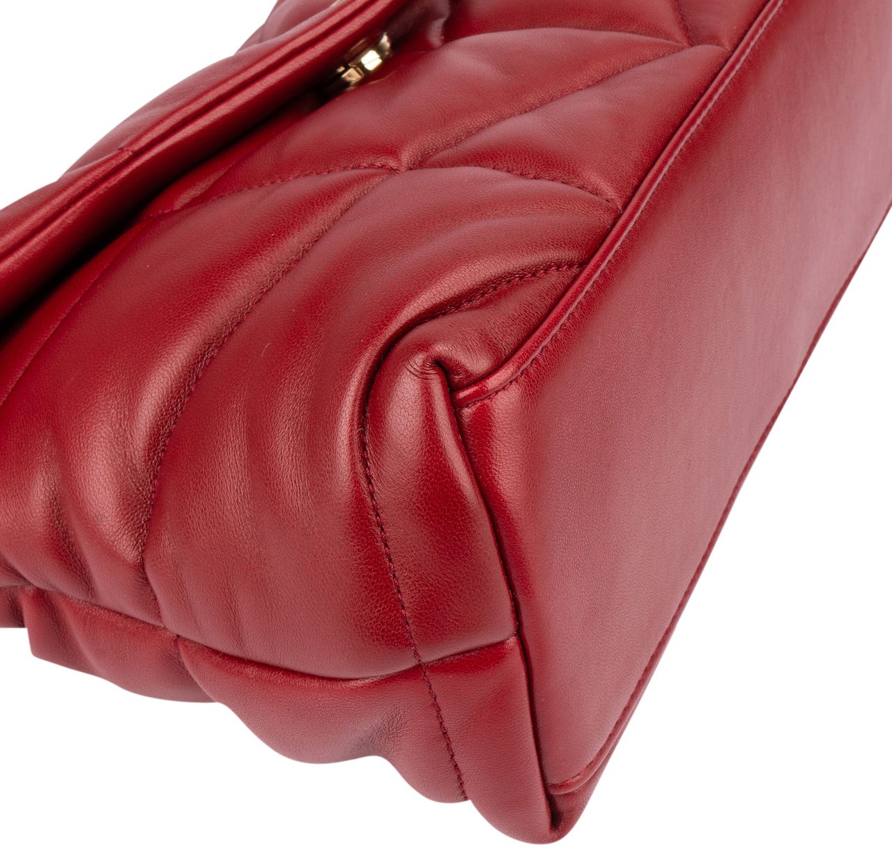 Saint Laurent Saint Laurent Quilted Leather LouLou Puffer Crossbody Bag Rood