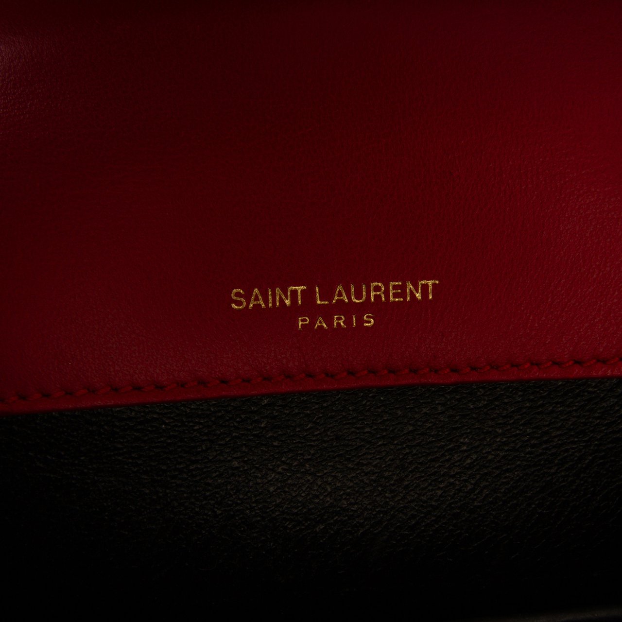Saint Laurent Medium Lambskin Monogram Vicky Chain Bag Rood