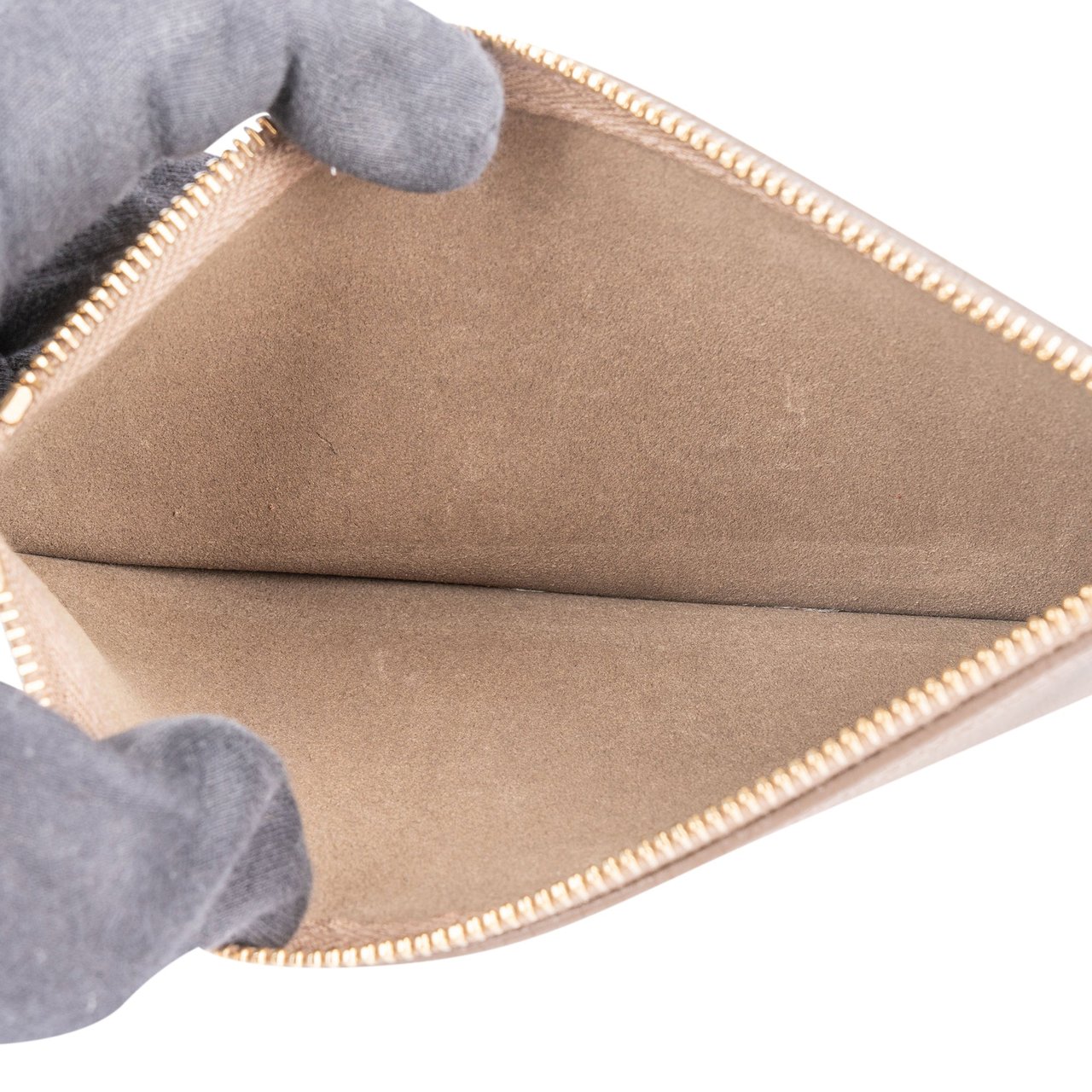 Saint Laurent Saint Laurent Leather Shopping Clutch Beige