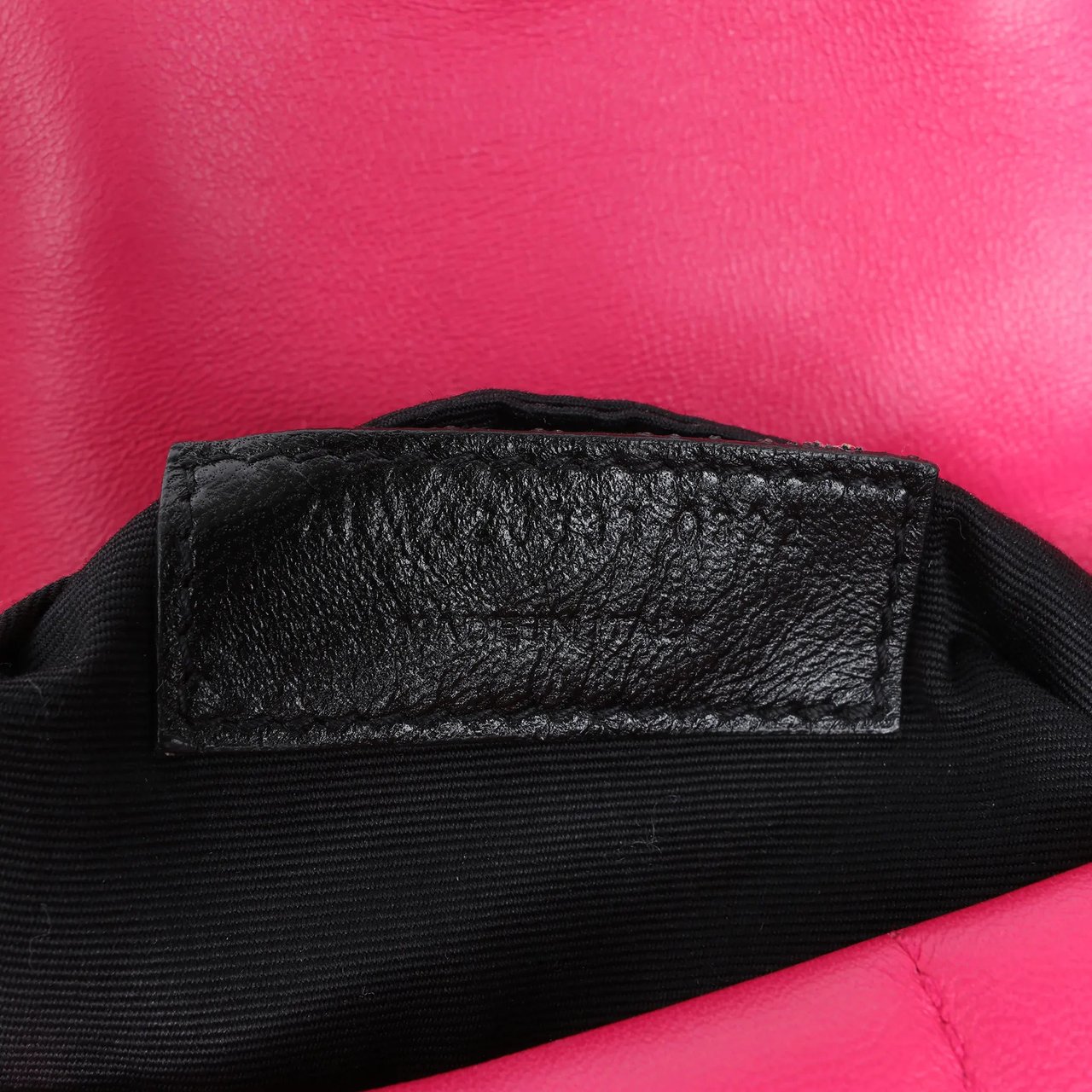 Saint Laurent Saint Laurent Paris Loulou Puffer Leather Chain Shoulder Bag in Pink 620333 Roze