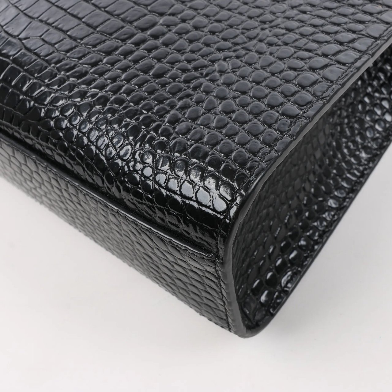 Saint Laurent Saint Laurent Paris Manhattan Mock Croc Shoulder bag in Black 579271 Zwart