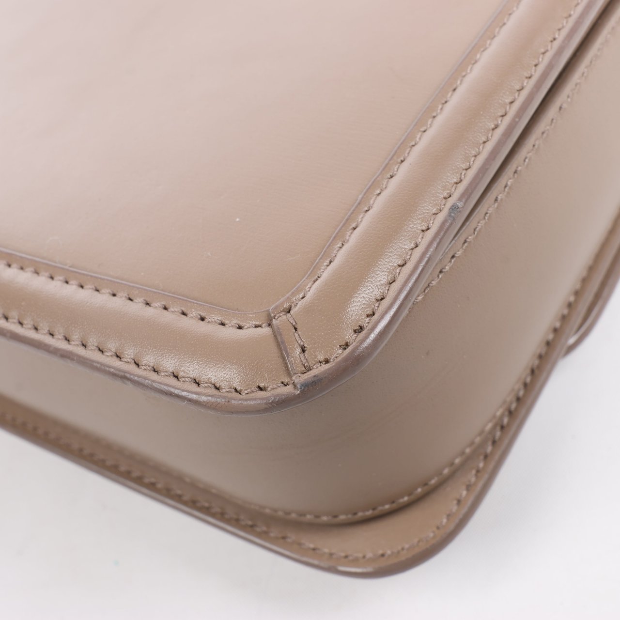 Saint Laurent Saint Laurent Paris Solferino Leather Shoulder bag in beige Beige