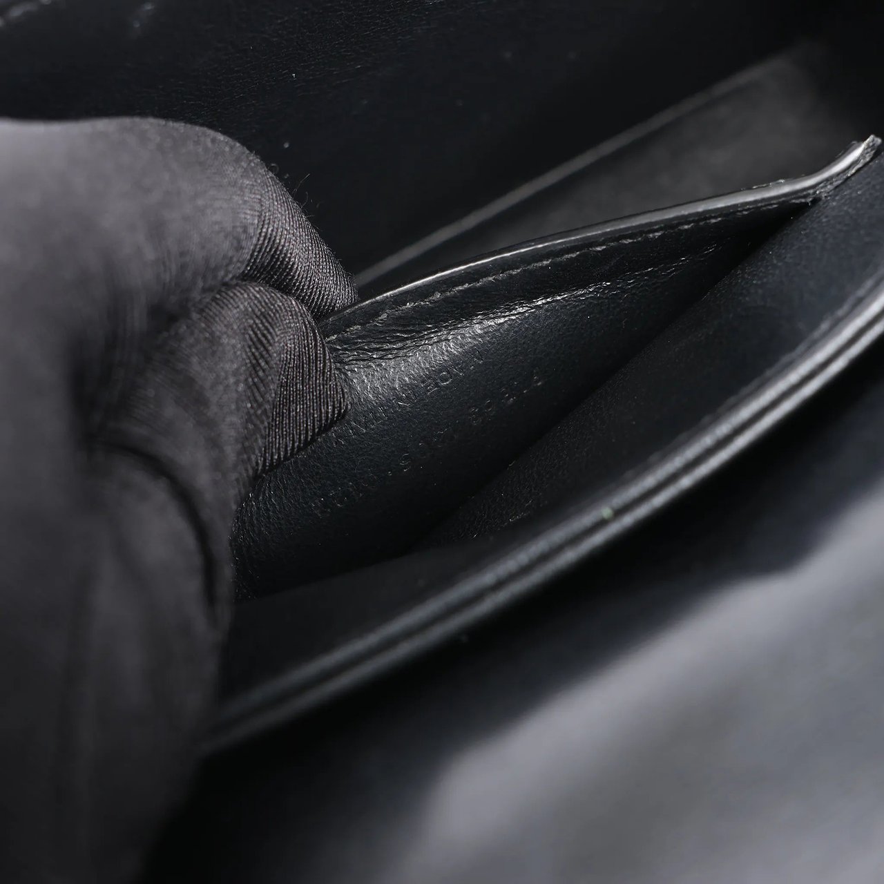 Saint Laurent Saint Laurent Paris Solferino Leather Shoulder bag in Black 634305 Zwart