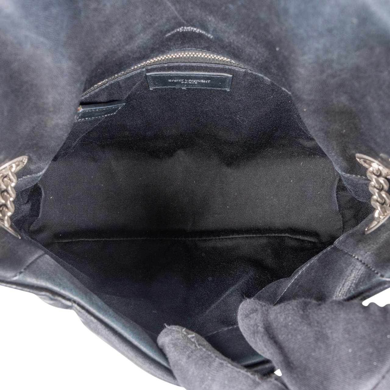 Saint Laurent Saint Laurent Quilted Lambskin Loulou Puffer Medium Crossbody Bag Zwart