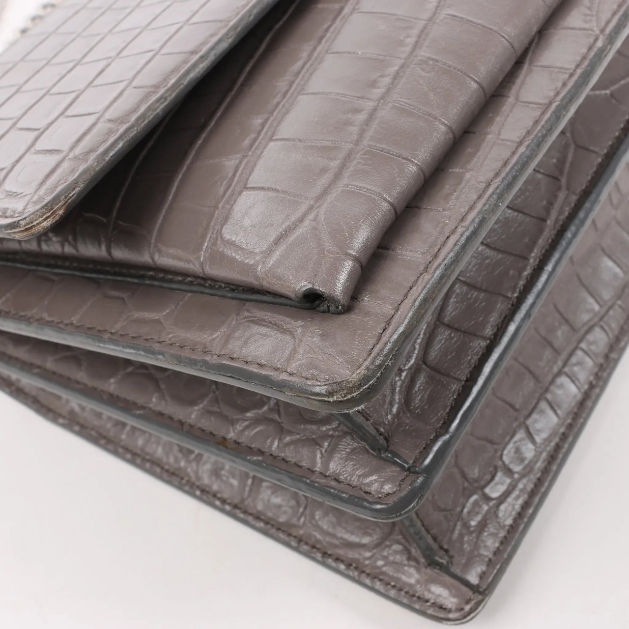 Saint Laurent Saint Laurent Paris Sunset Medium Mock Croc Shoulder Bag in Gray 442906 Grijs