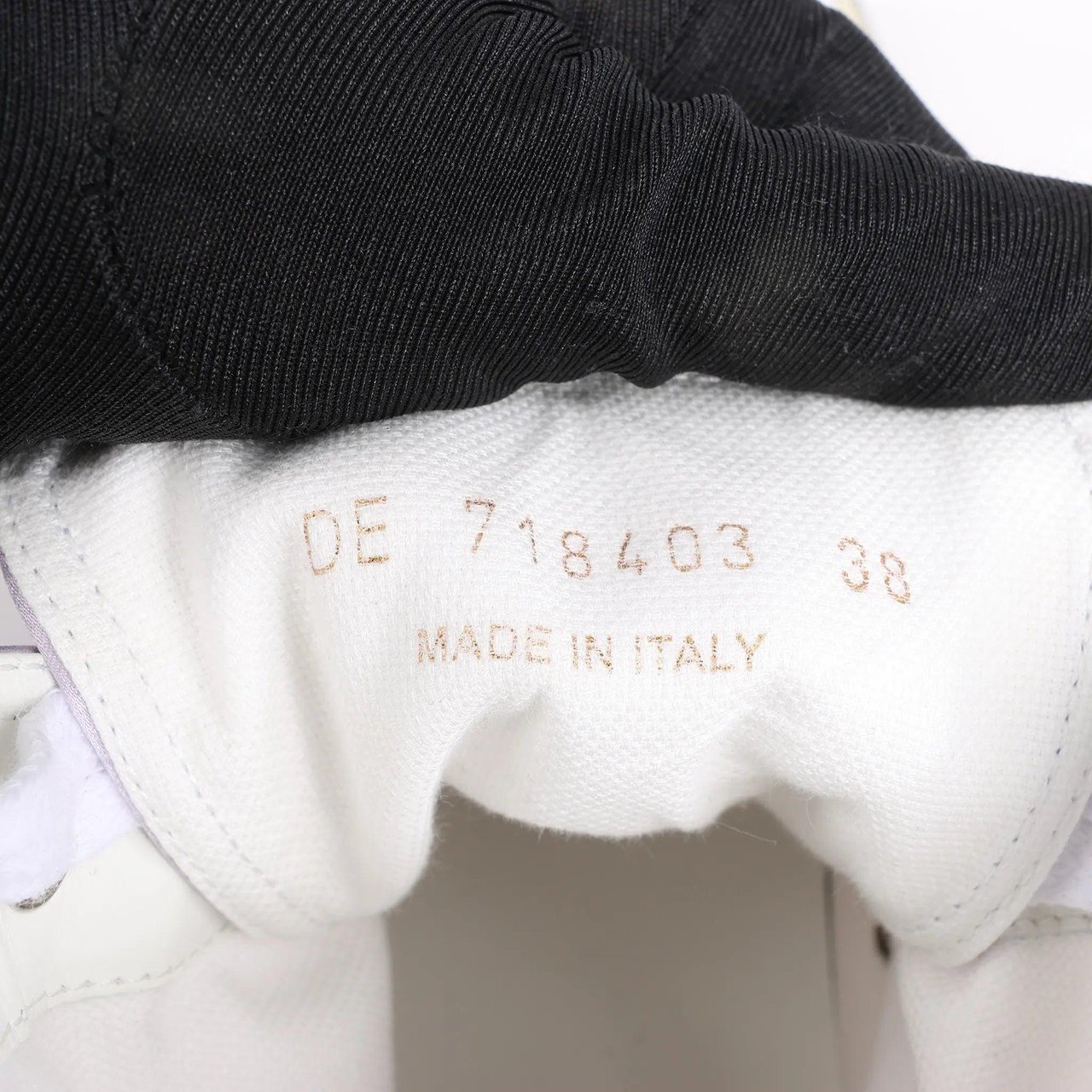 Saint Laurent Saint Laurent Paris Malibu Satin High-top Sneakers in Metallic Purple 718403, Size 38 EU Paars