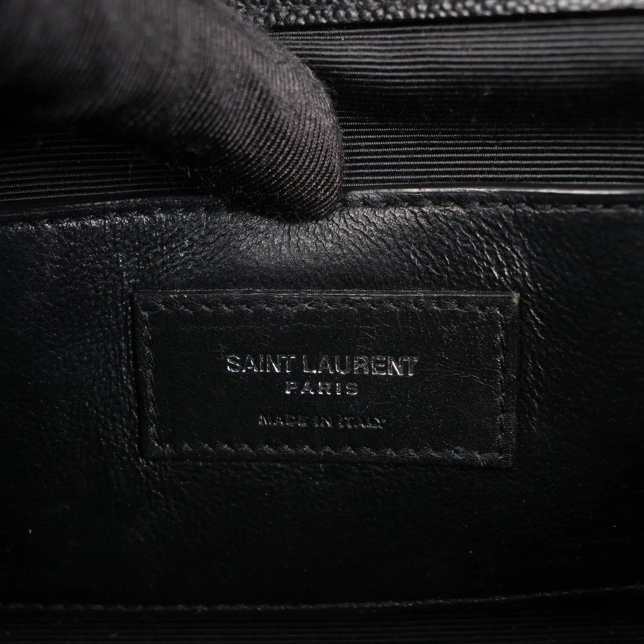 Saint Laurent Saint Laurent Paris Envelope Small Crossbody Bag in Back Zwart