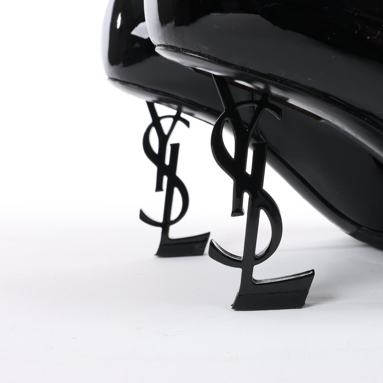 Saint Laurent Saint Laurent Paris Opium Patent leather Ankle Boots in Black AU484171 , Size 37.5 EU Zwart