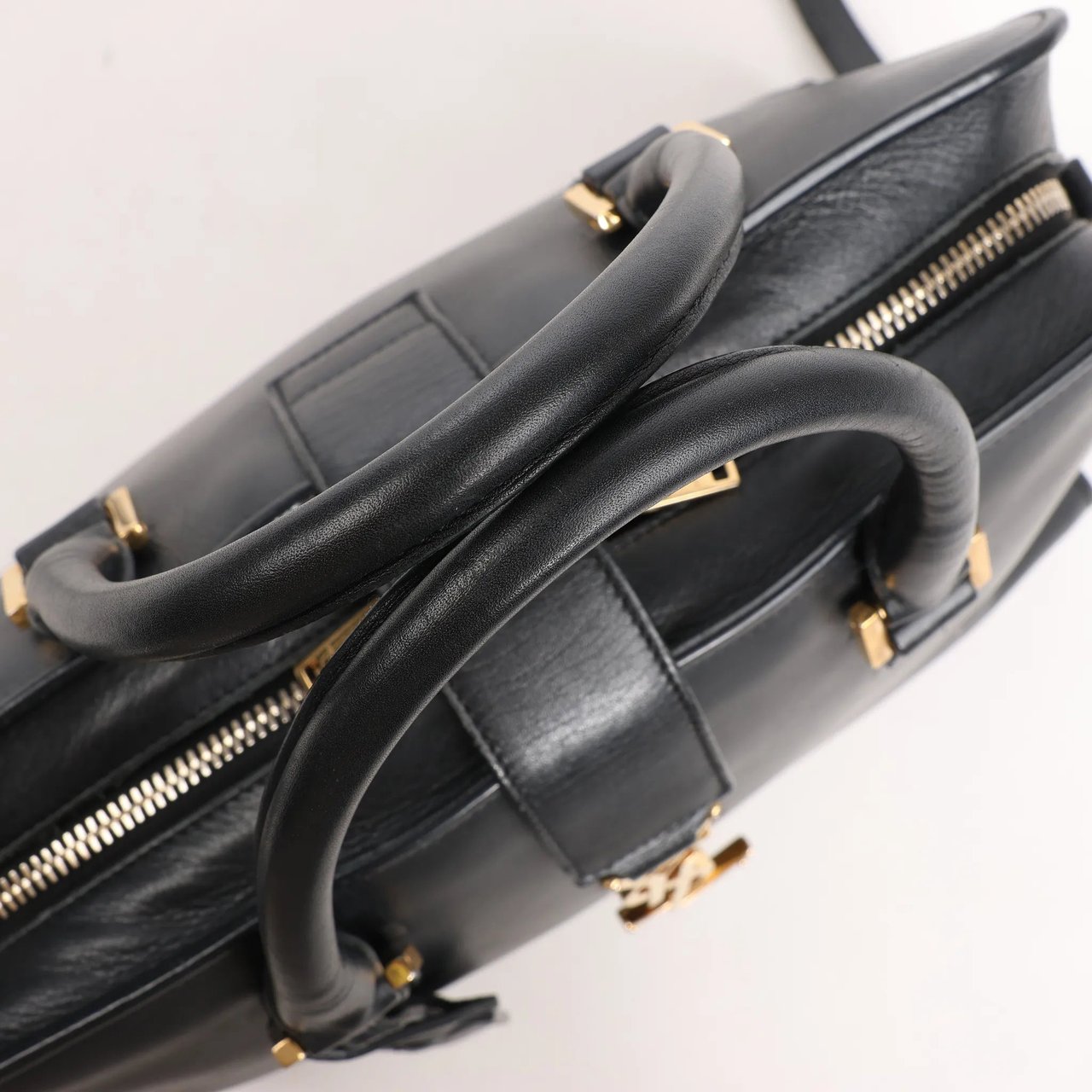 Saint Laurent Saint Laurent Paris Monogram Cabas Leather 2Way Handbag in Black Zwart