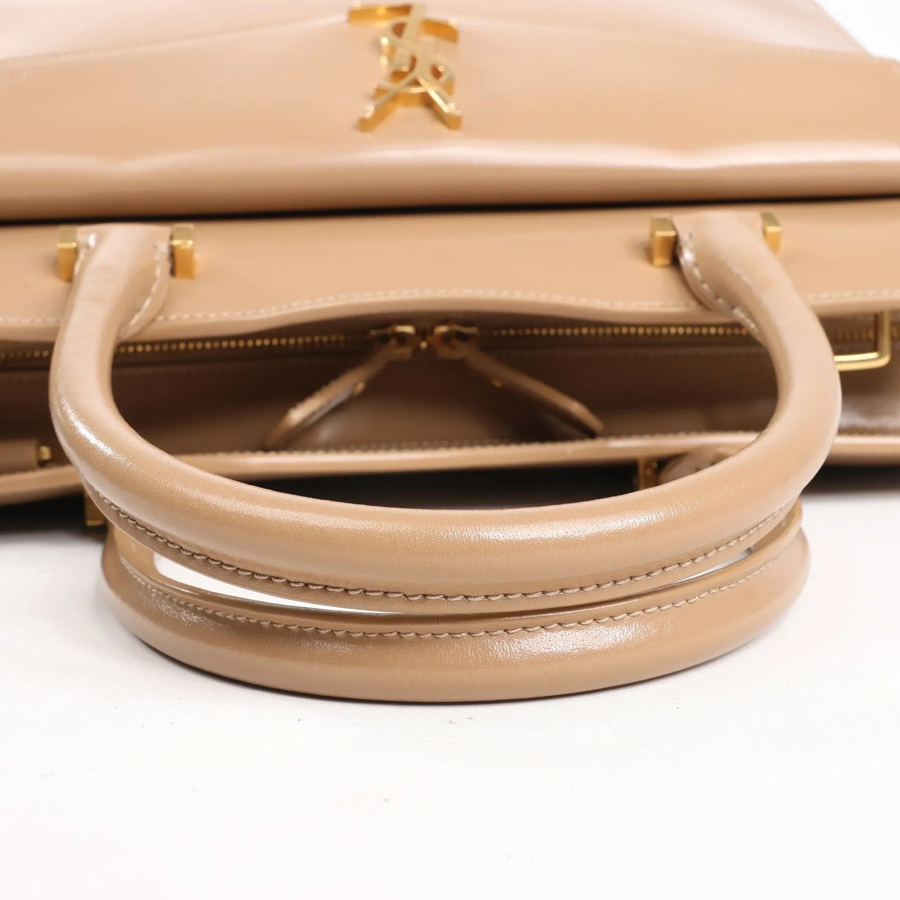 Saint Laurent Saint Laurent Paris Uptown Leather Handbag in Beige 557653 Beige