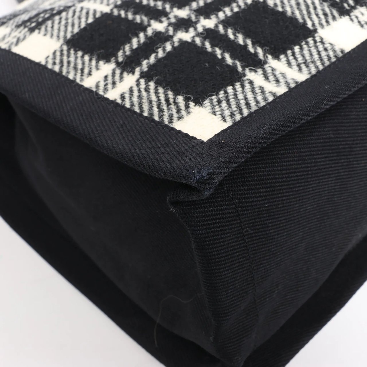 Saint Laurent Saint Laurent Paris Rive Gauche Wool x Leather Tote bag Black x White 499290 Divers