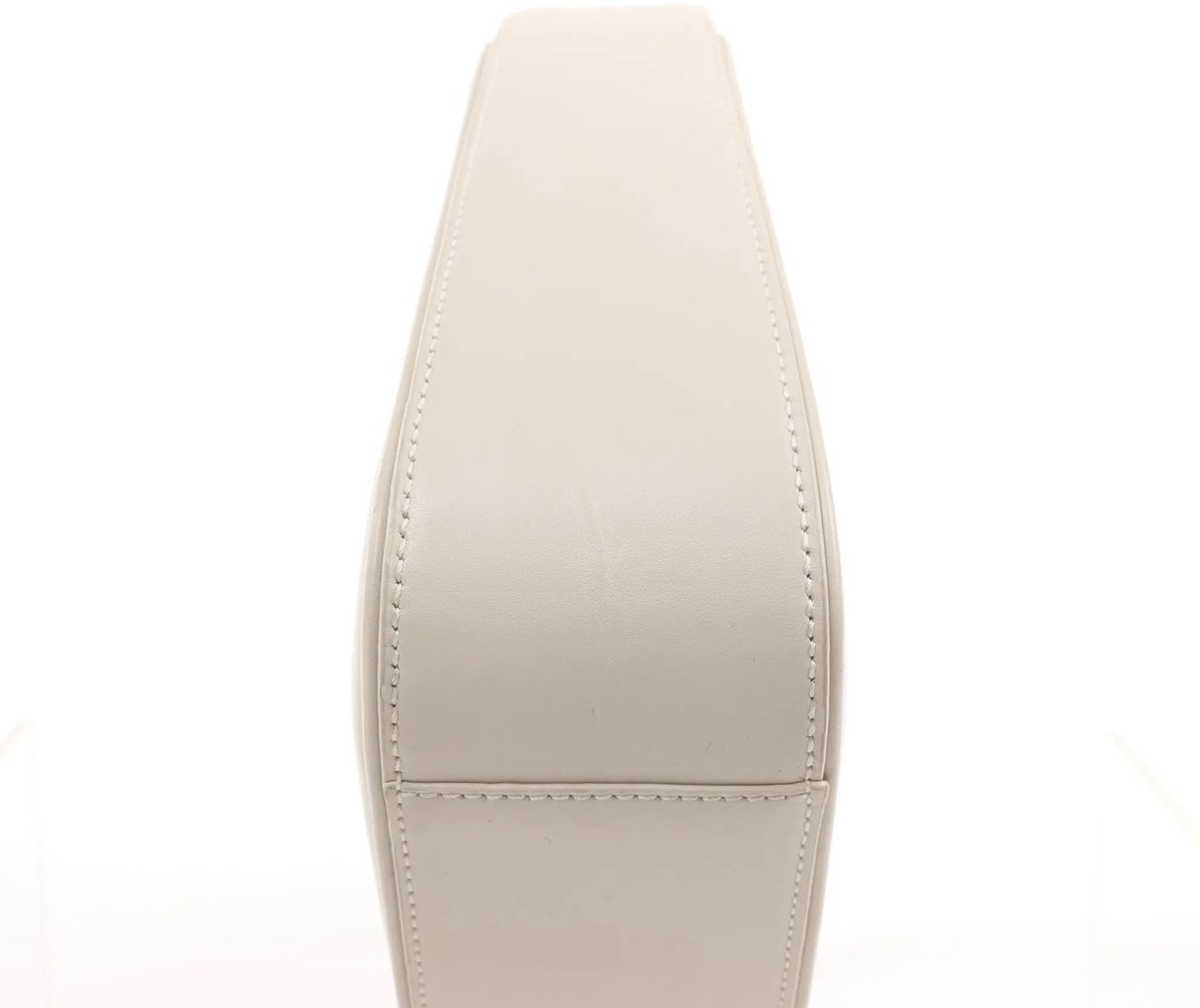 Saint Laurent Saint Laurent Le 5 à 7 Small Leather Shoulder Bag in Beige 657228 Beige