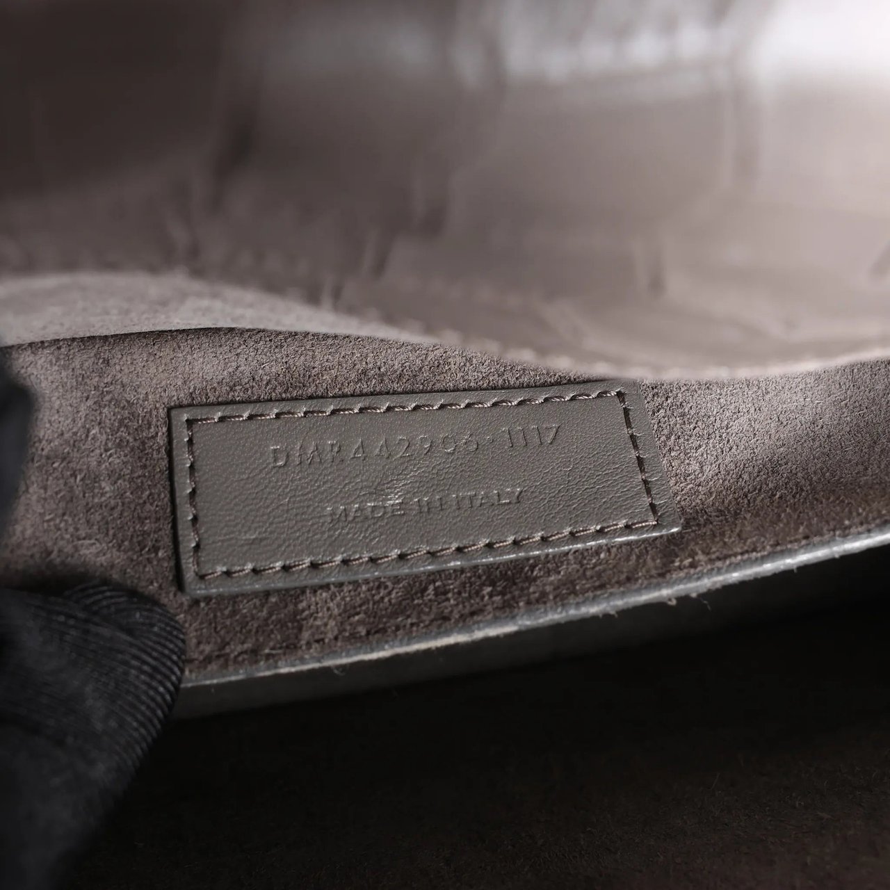 Saint Laurent Saint Laurent Paris Sunset Medium Mock Croc Shoulder Bag in Gray 442906 Grijs