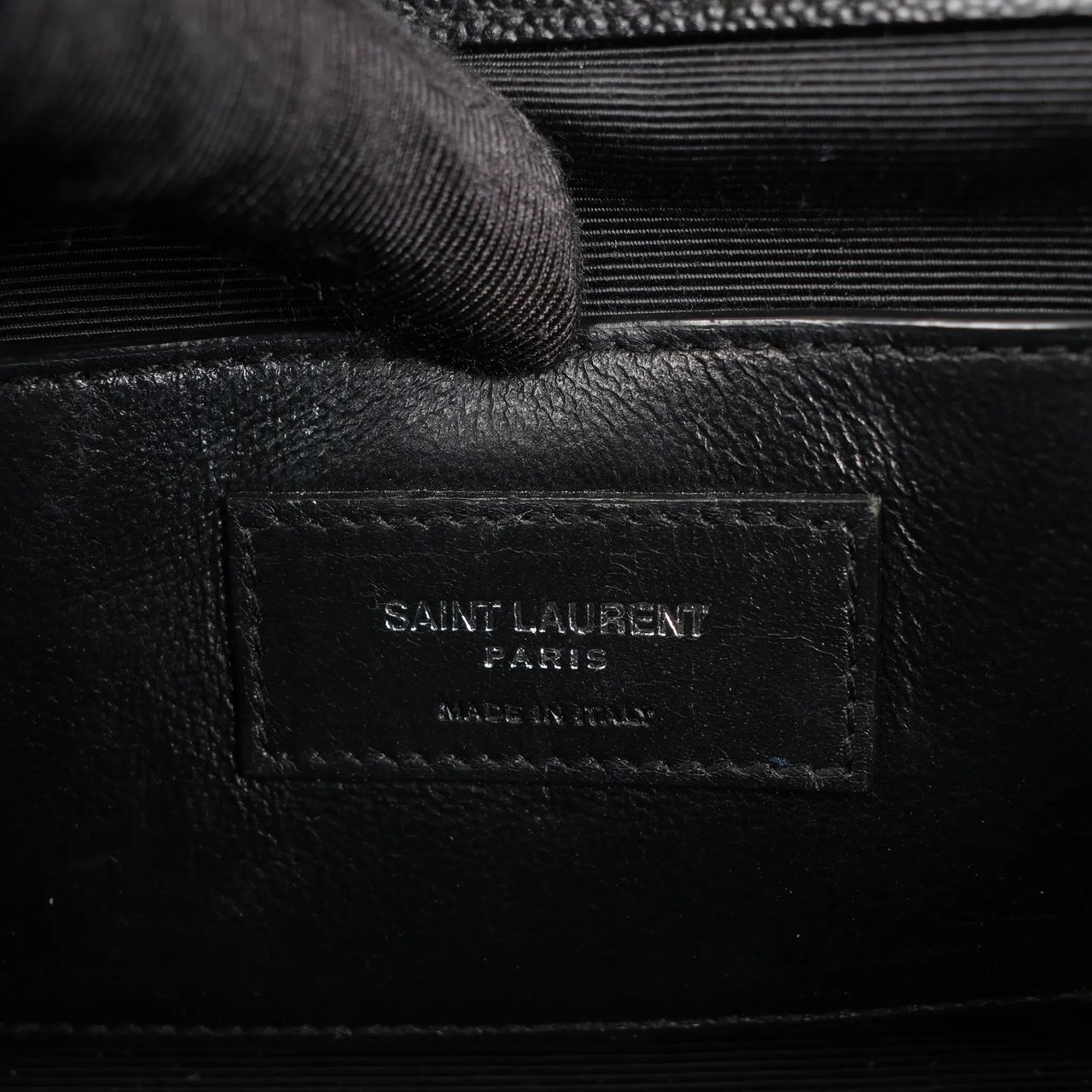 Saint Laurent Saint Laurent Paris Envelope Small Crossbody Bag in Back Zwart