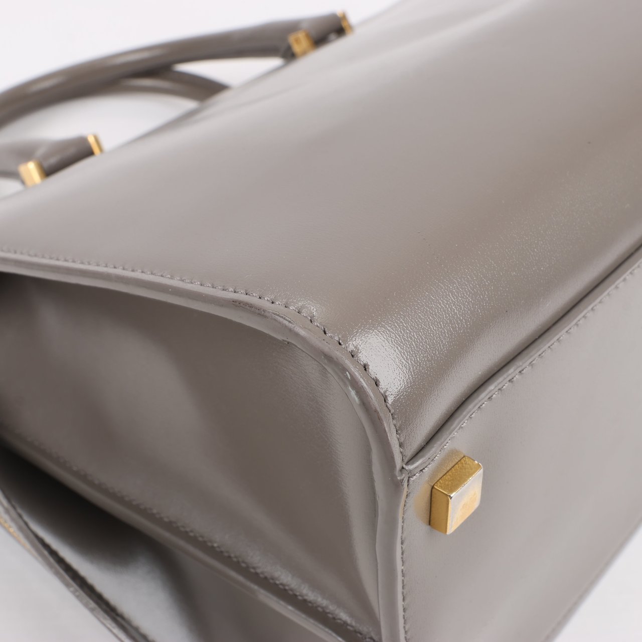 Saint Laurent Saint Laurent Paris Uptown Leather Handbag in Gray 557653 Grijs