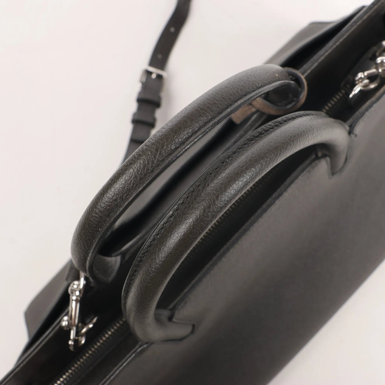Saint Laurent Saint Laurent Cabas Rive Gauche Leather x Suede 2Way Handbag in Dark Gray 436620 Grijs
