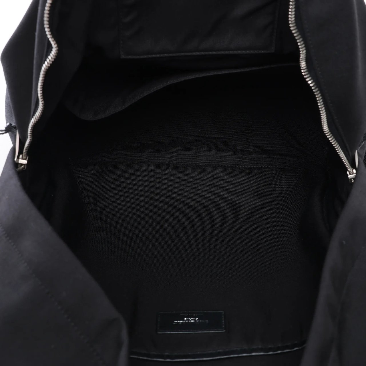 Saint Laurent Paris City Canvas & Leather Backpack in Black × Silver 534968 Zilver