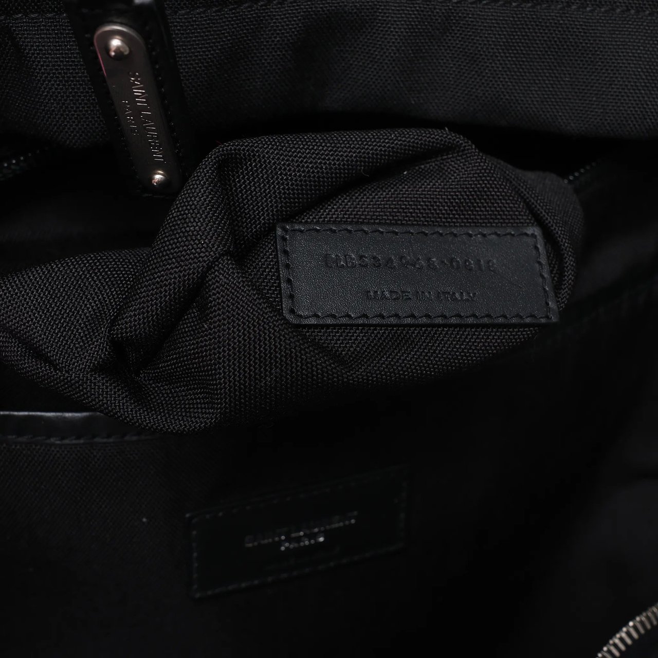 Saint Laurent Paris City Canvas & Leather Backpack in Black × Silver 534968 Zilver