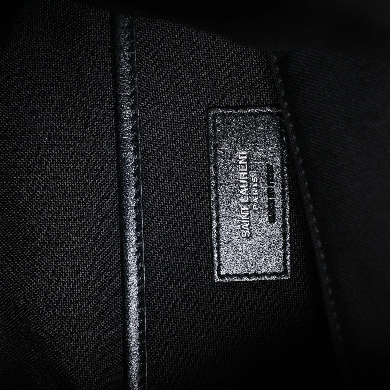 Saint Laurent Paris Livington Canvas & Leather Backpack in Gray 481005 Grijs