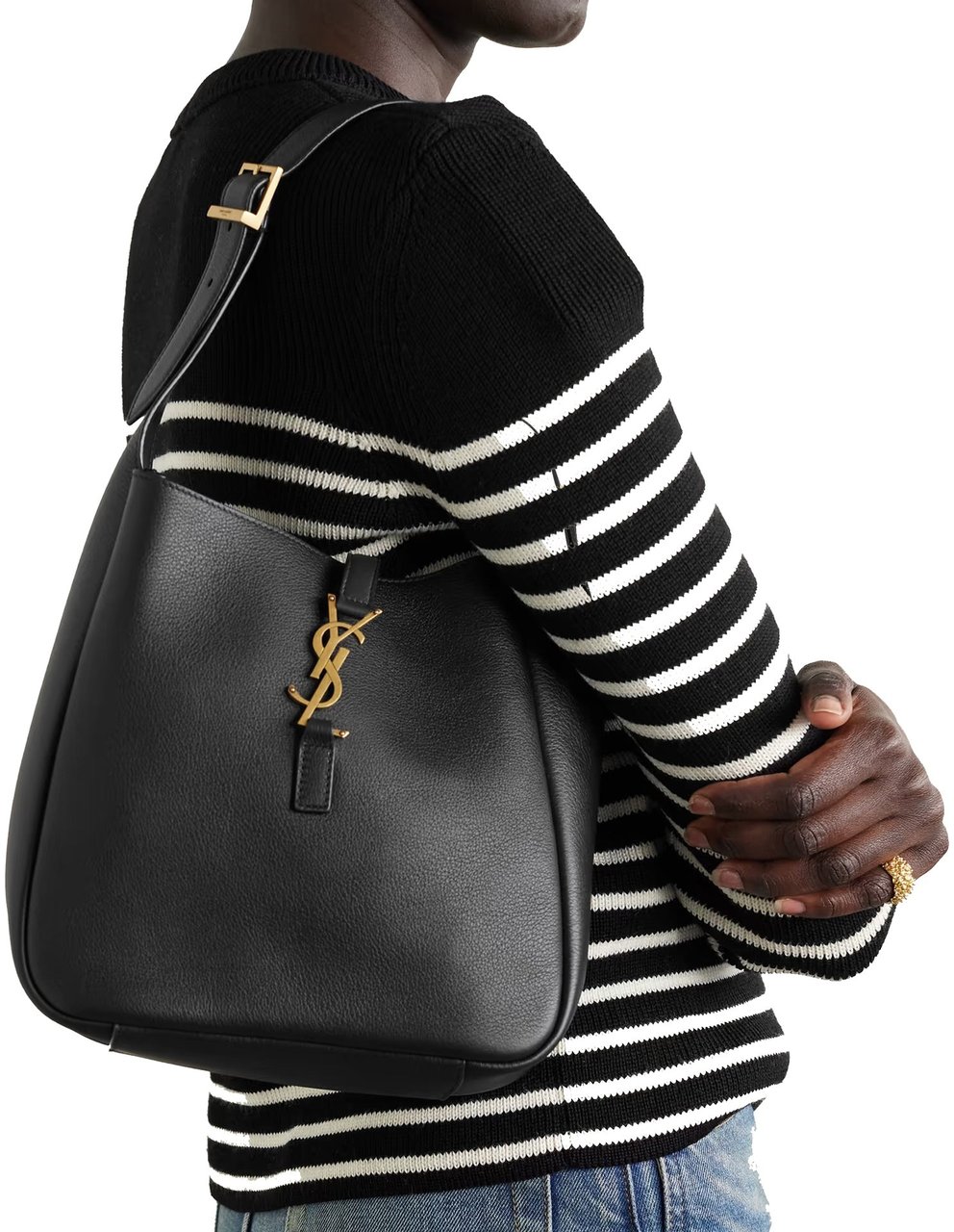 Saint Laurent SAINT LAURENT LE 5 À 7 SMALL SOFT LEATHER Bag Zwart