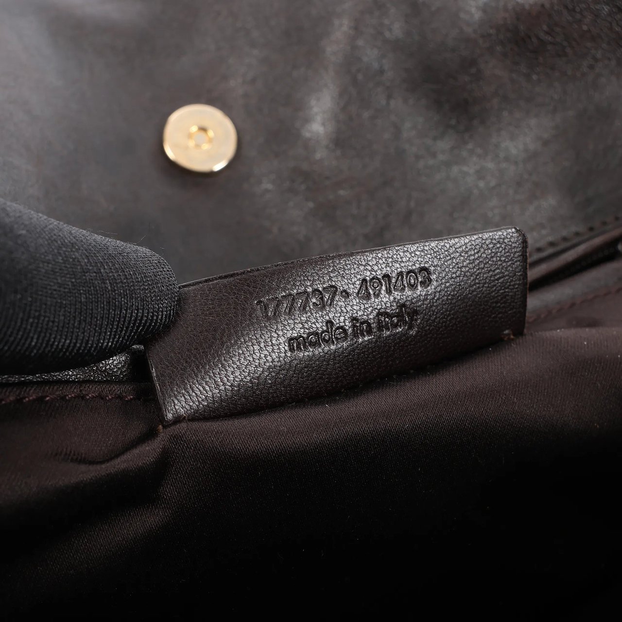 Saint Laurent Paris Tribute Large Leather Shoulder Bag in Brown Bruin