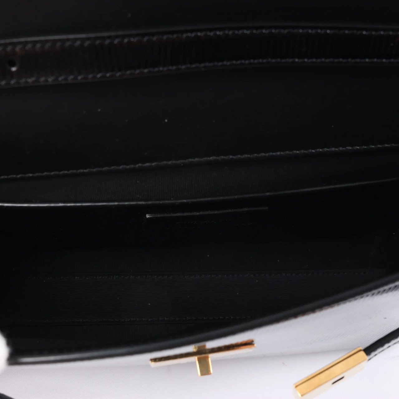 Saint Laurent Paris Manhattan Patent Leather Shoulder bag in Black 675626 Zwart