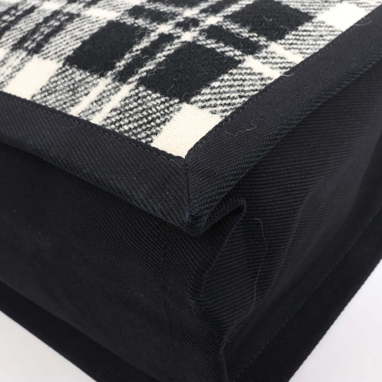 Saint Laurent Paris Rive Gauche Wool x Leather Tote bag Black x White 499290 Divers