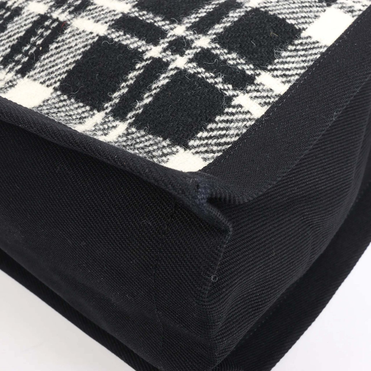 Saint Laurent Paris Rive Gauche Wool x Leather Tote bag Black x White 499290 Divers