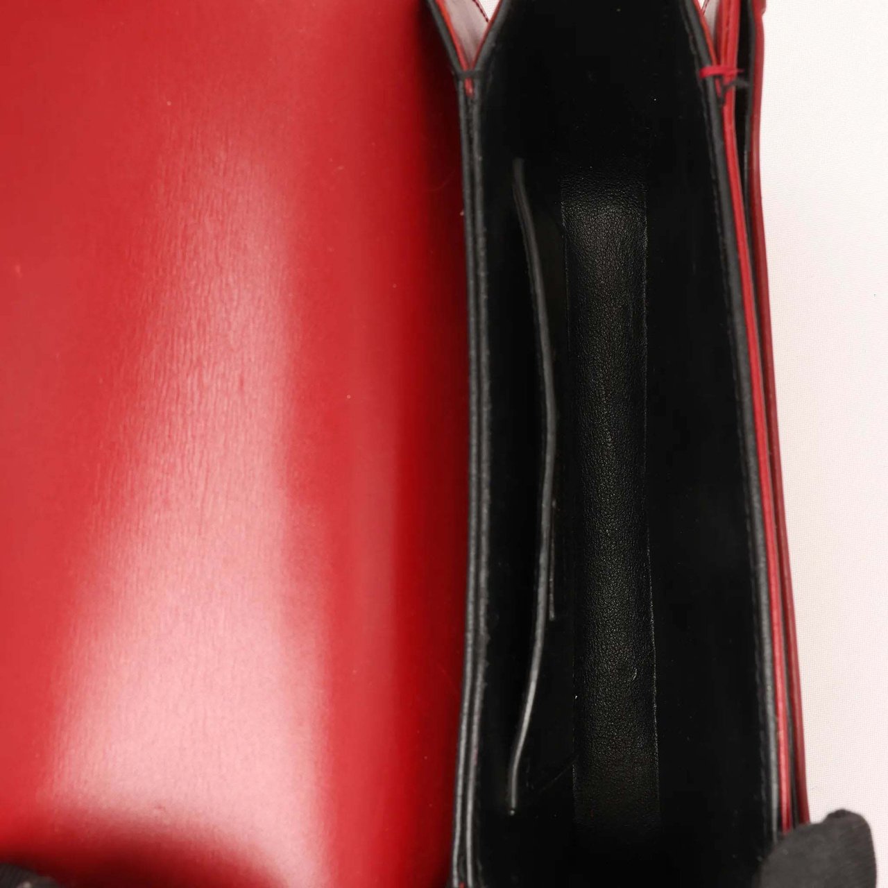 Saint Laurent Paris Solferino Leather Crossbody bag in Red 634306 Rood