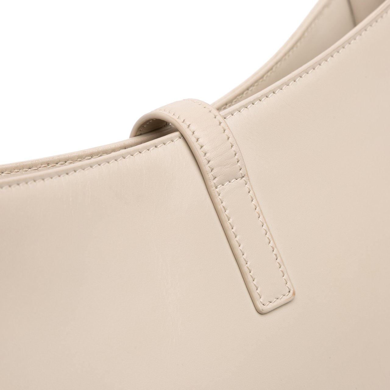 Saint Laurent Smooth Leather Le 5 a 7 Hobo Wit