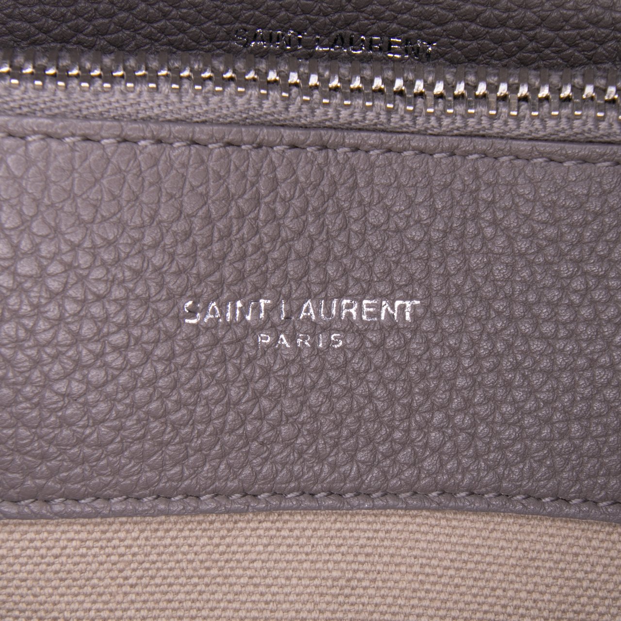 Saint Laurent Small Grained Calfskin Supple Sac De Jour Satchel Grijs