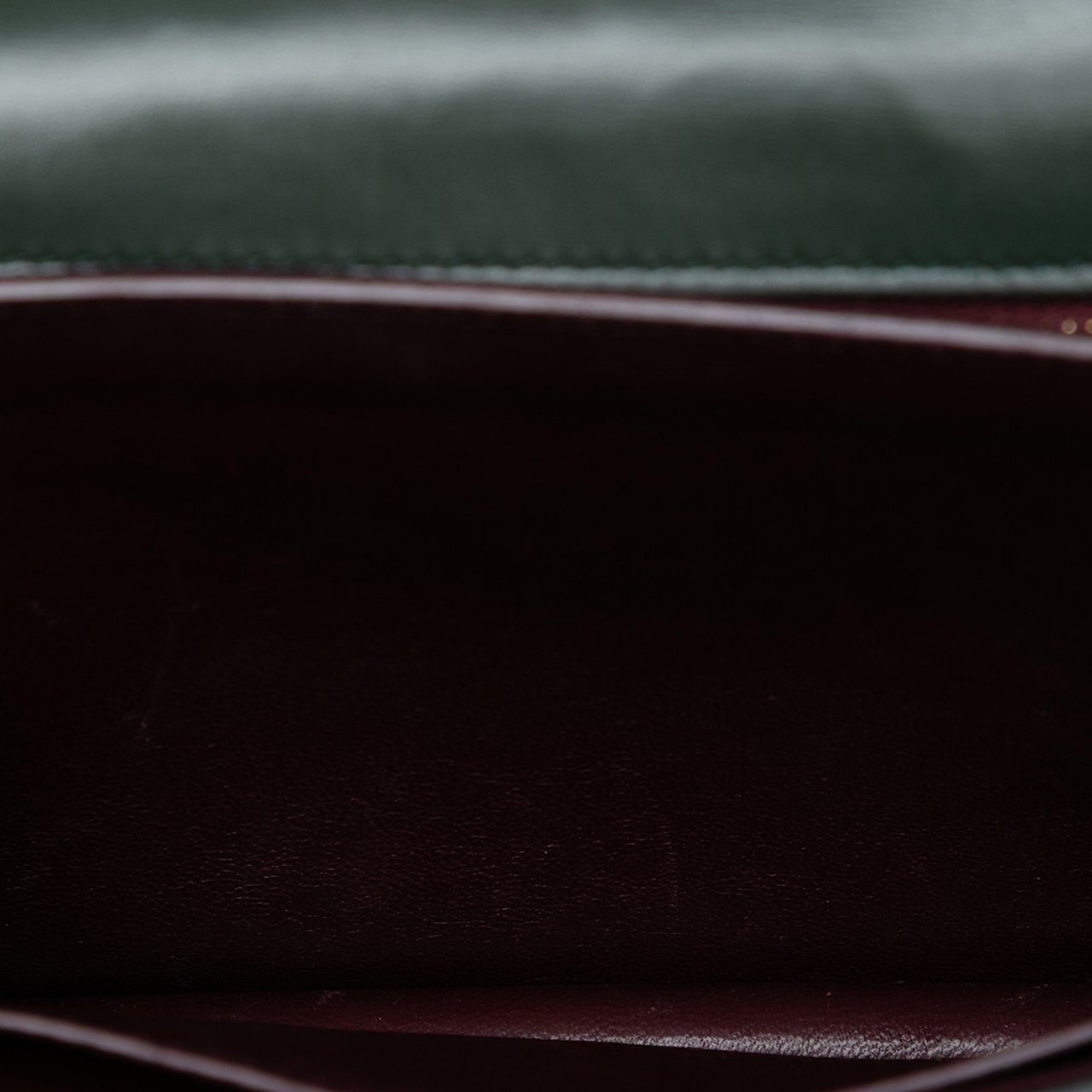 Saint Laurent Smooth Calfskin Monogram Cassandra Clasp Bag Groen