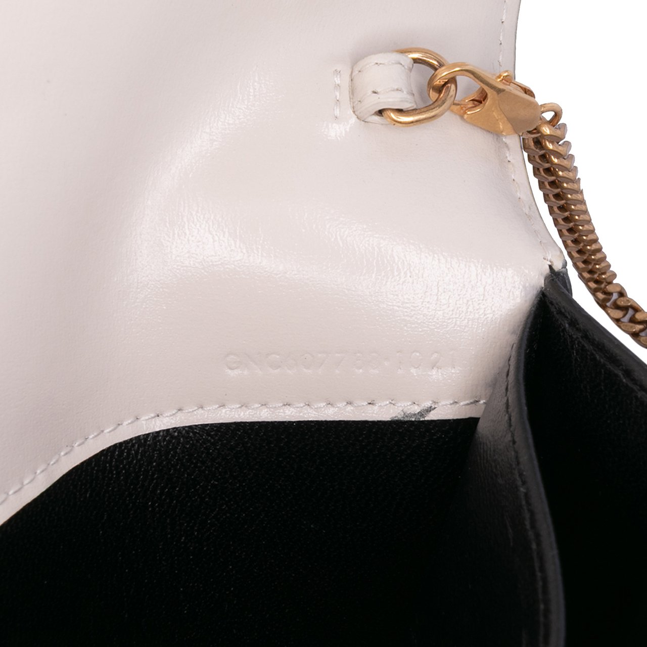 Saint Laurent Bicolor Calfskin Uptown Chain Wallet Zwart