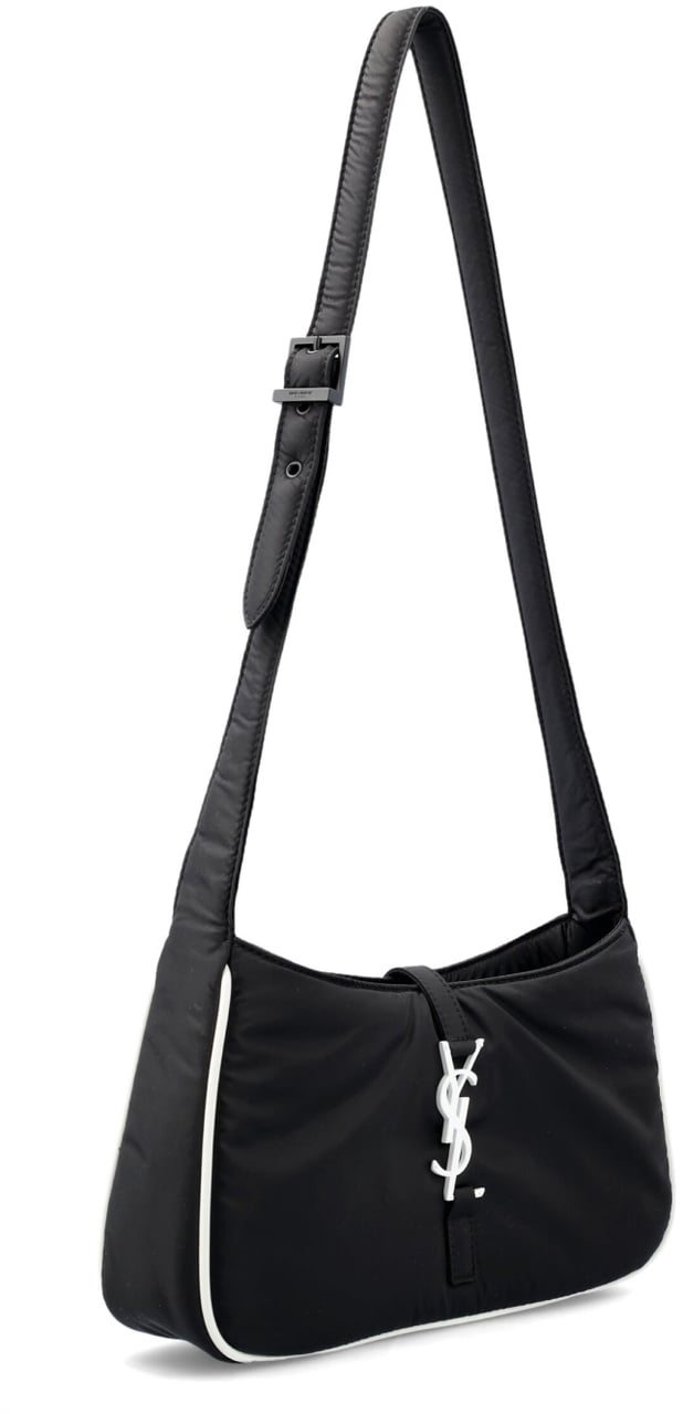Saint Laurent Le 5 À 7 Logo Shoulder Bag Zwart