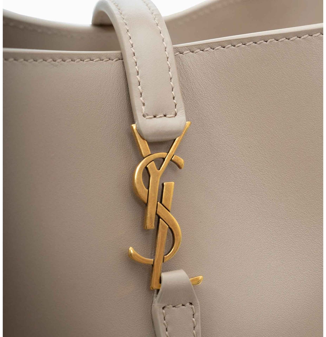 Saint Laurent Saint Laurent Le 37 Mini Shoulder Bag Beige