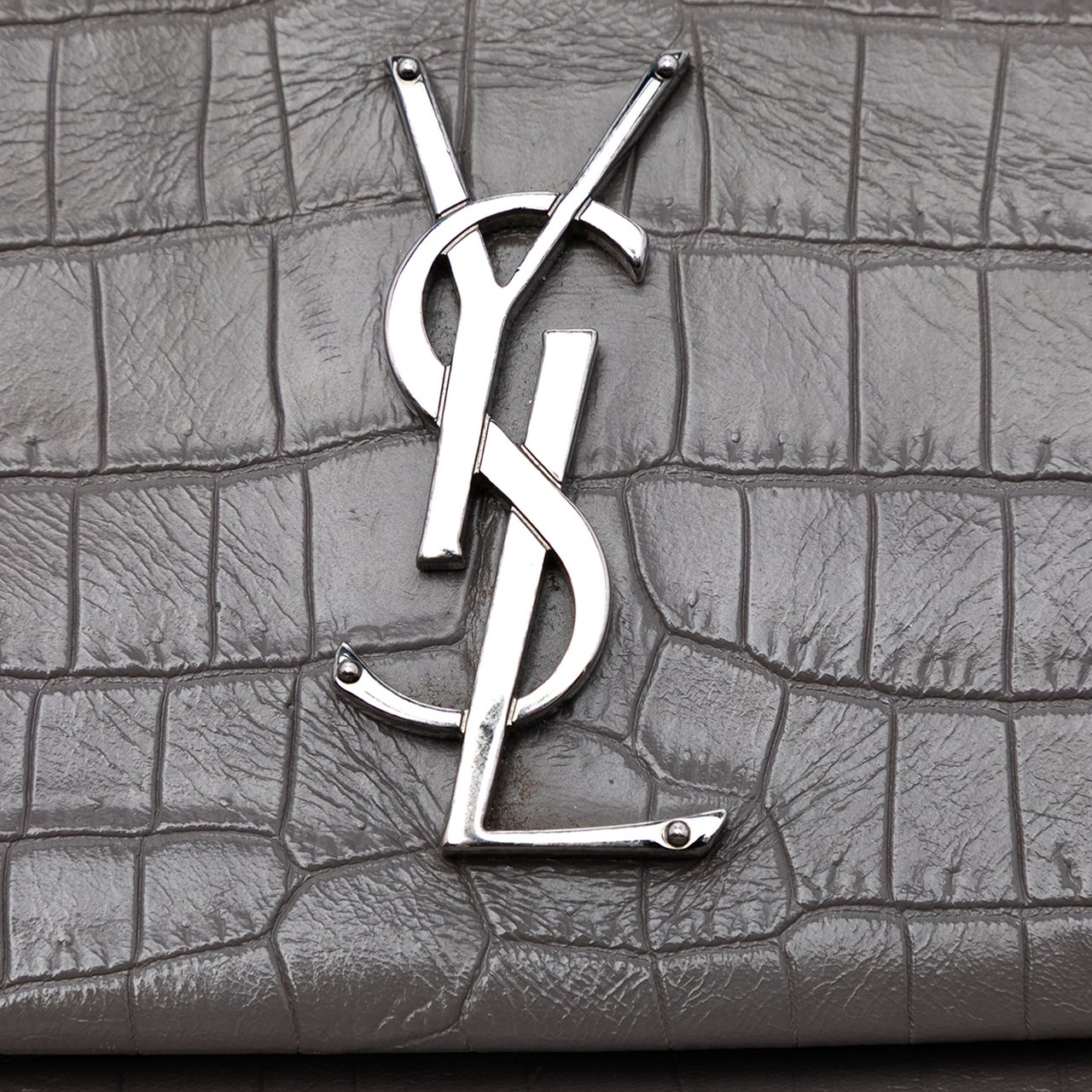 Saint Laurent Medium Croc Embossed Calfskin Monogram West Hollywood Crossbody Grijs