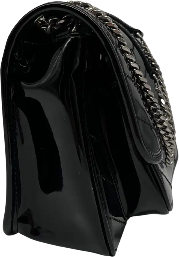 Saint Laurent Saint Laurent Niki Baby shoulder bag in black patent leather / very good Zwart