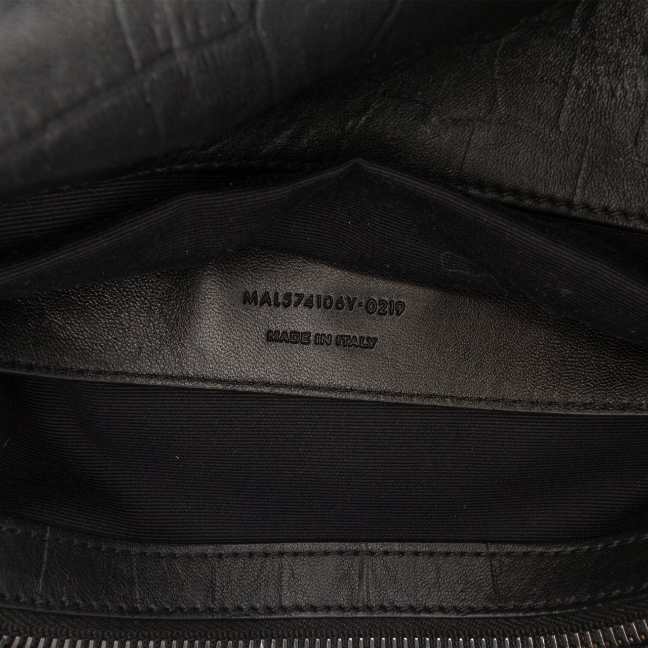 Saint Laurent Medium Croc Embossed Calfskin Monogram West Hollywood Crossbody Zwart